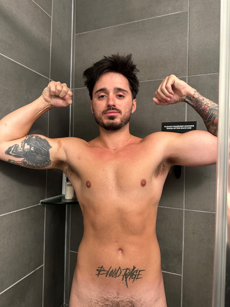 abutalip9276's tweet photo. full pic in the comments #fitness https://t.co/Dt1WdqDBcR