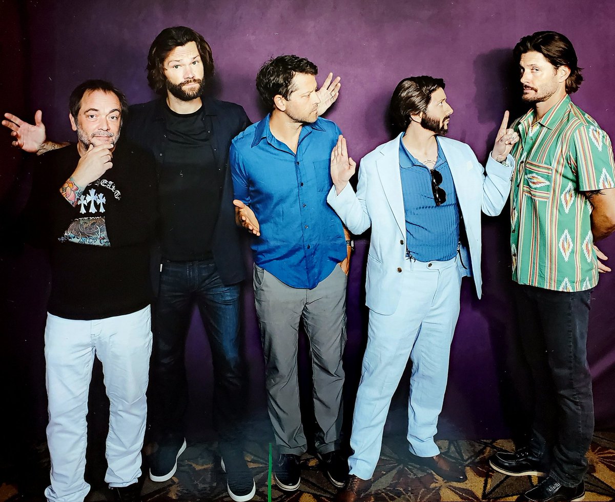 Dean_D_Monic's tweet image. I think this might have been my warmest welcome to a con to date. I had such a great time popping in today. It was the best time.#SPNNC
#JensenAckles #jaredpadalecki #MISHACOLLINS #Supernatural #CreationNC