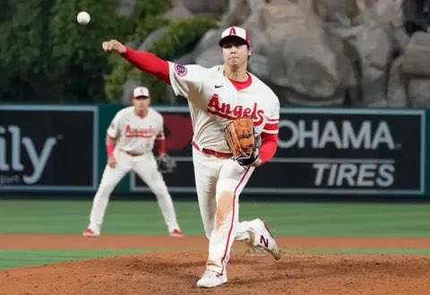elnuevodiariord's tweet photo. ⚾️¡Será el miércoles!⚾️
El manager de los @Angels, #PhilNevin, confirmó que el astro japonés #ShoheiOhtani abriría el miércoles ante los @Reds. Antes de eso, lanzará una o dos sesiones del bullpen.
#ElNuevoDiarioRD #Deportes https://t.co/VQATCWx70I