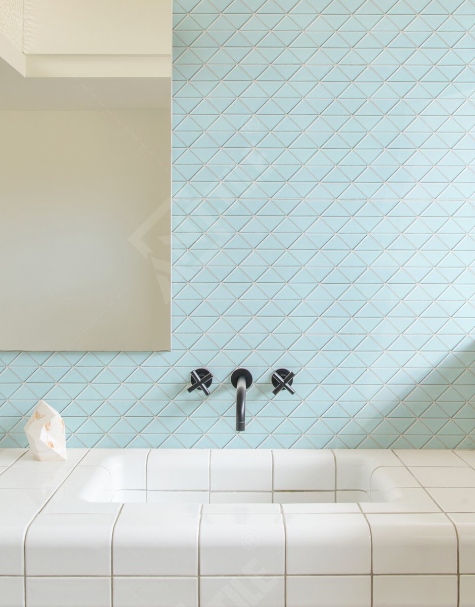 Ant_Tile's tweet photo. Highly recommend this 2" triangle #tiles #mosaic  in Alice blue color, which can easily add fresh and cool to your #bathroom #remodel, as well as #swimmingpool!
❤️ Free Sample, OEM project Accept
❤️More at: https://t.co/nJPJ91RKWo
 #pooltile #interior #homeimprovement https://t.co/dJSYybP14X