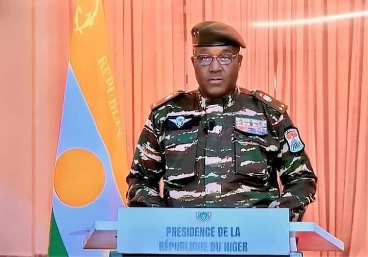 "Ni le Conseil National pour la Sauvegarde de la Patrie, ni le Peuple Nigérien ne veulent d'une guerre et demeurent ouverts au dialogue." SEM @General_Tchiani, Président du CNSP, Chef de l'état.