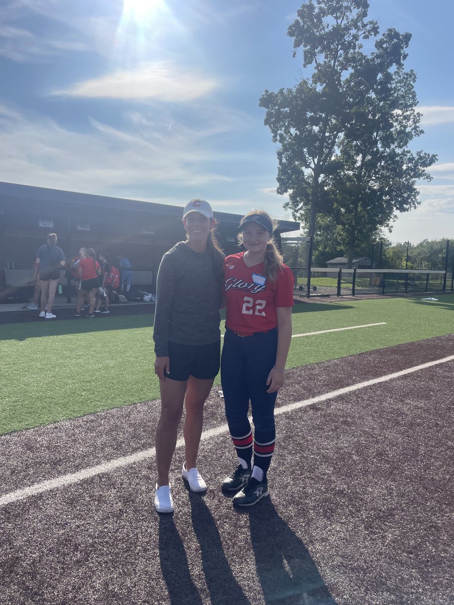 _gracebrown22's tweet photo. Had an amazing time at the ⁦@CornellSoftball⁩ camp today! Loved touring the beautiful campus and being able to work with all the coaches and players. ⁦@TaraTembey⁩ ⁦@VAGloryFP⁩ ⁦@VGGagliardi⁩ https://t.co/3WXlyRXTFW