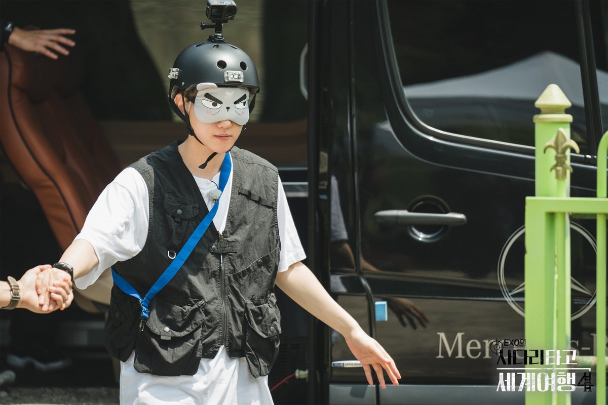 sm_all_voice's tweet photo. #엑소의사다리타고세계여행4
[3주차 스틸컷 공개📷]

본격적으로 시작되는 미스터리 여행
안대를 쓰고 도착한 곳은?🤔

매주 금요일 11시 #Wavve 에서 만나요!
🌊Wavve 👉 https://t.co/a2CvffzRsc

#엑사세 #엑사세4 #엑소 #EXO #웨이브
#시우민 #수호 #백현 #첸 #찬열 #디오 #세훈 https://t.co/82fk1NFiG9