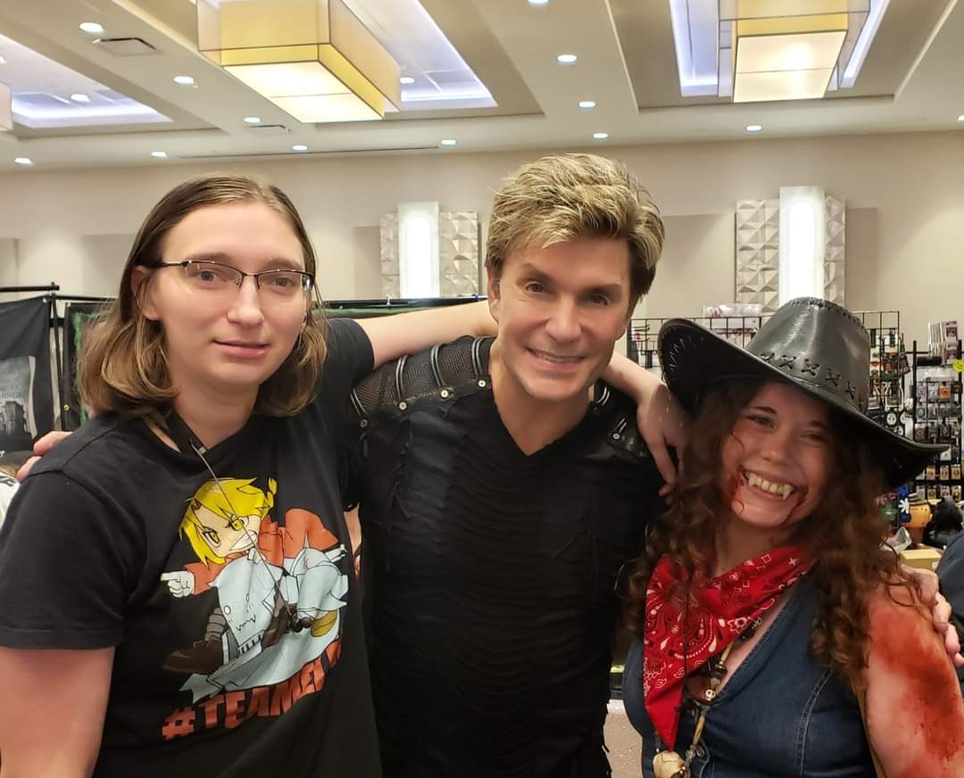 VICtoryFighterZ's tweet photo. Got to see my favorite cinnamon roll at Maryland Pop and Horror Con this weekend! Such an awesome weekend? https://t.co/CZzn3xQNwk