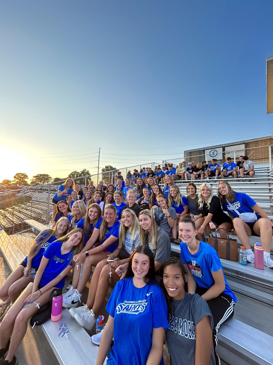 TMU_WSoccer's tweet photo. Rosary Rally #tmuws https://t.co/jzBQGaca0U