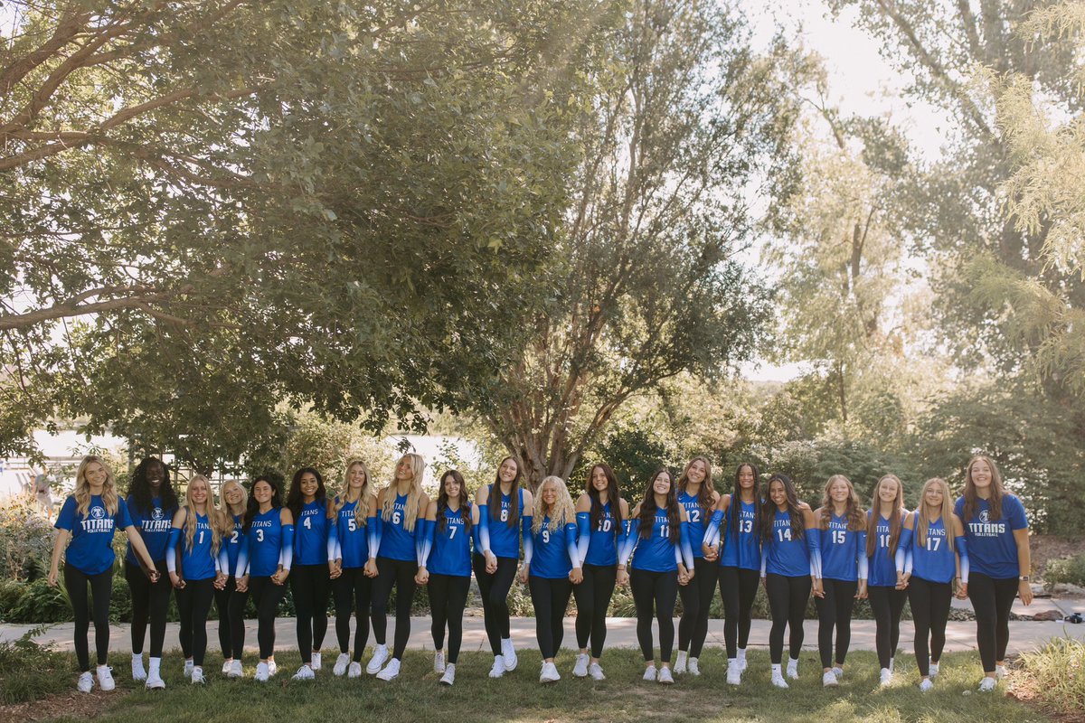 PLSouthTitanVb's tweet photo. 💙Introducing your  2023 PAPIO SOUTH TITAN VOLLEYBALL TEAM 💙 @PLS_activities #CraveTheChase https://t.co/HPmGIbhpd9