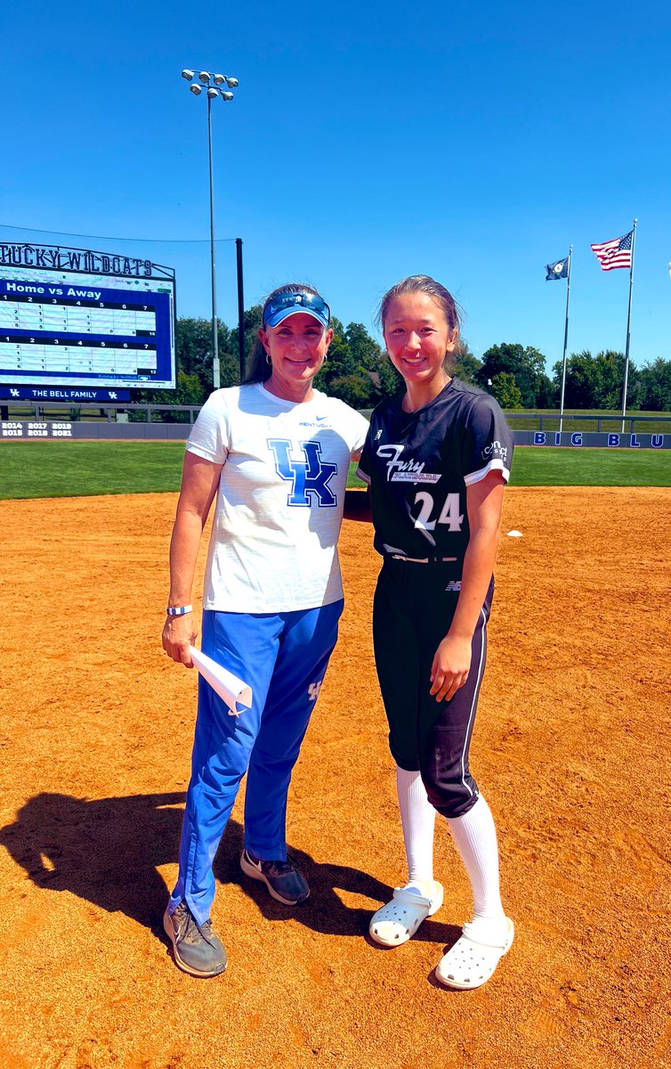 ChloeHartlep's tweet photo. Thank you @UKCoachLawson, @UKCoachHimes, @coachjb_18, @bripapotto, and the rest of the @UKsoftball staff and players for putting on a great camp! I loved getting to compete and receive feedback! #seeyatuesday https://t.co/c6d8NsyrHs