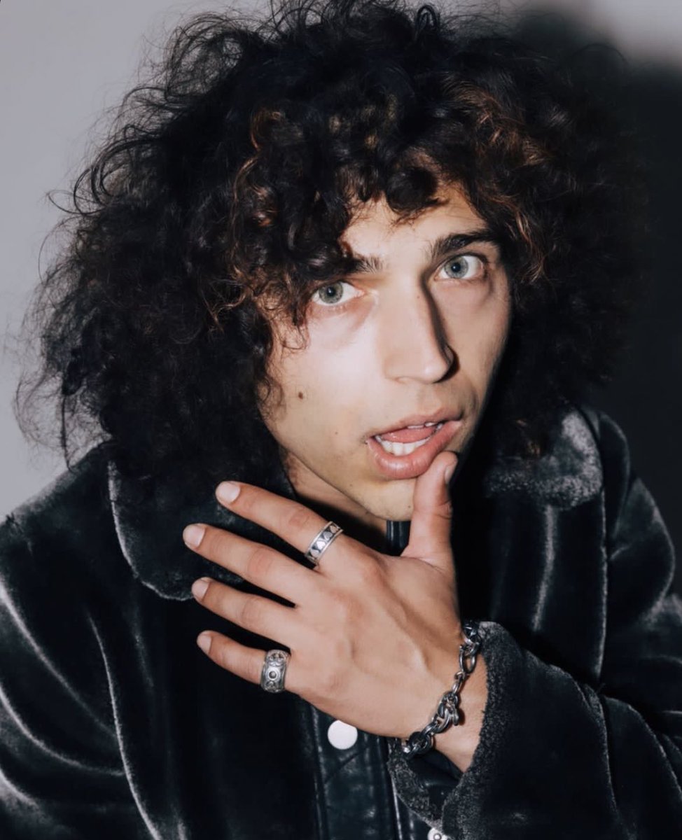 Best_Of_BSD's tweet photo. New Colie https://t.co/Kjuu19wC61