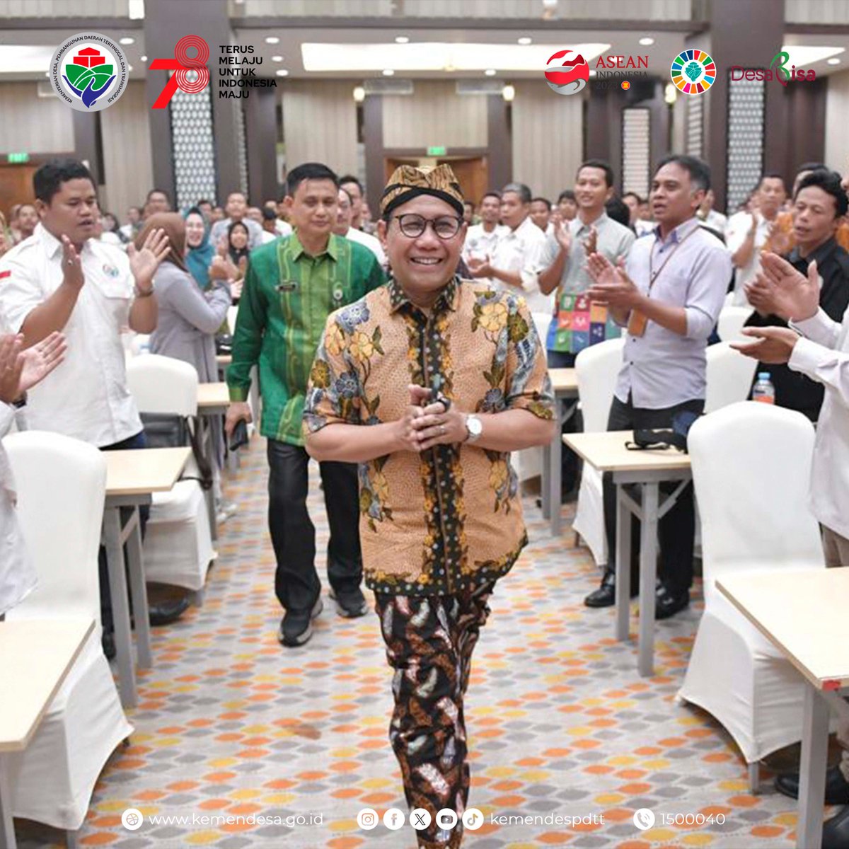 kemendespdt's tweet photo. Mendes PDTT Abdul Halim Iskandar (Gus Halim) meminta para pegiat desa untuk meningkatkan kualitas dengan memahami dan menginternalisasi materi dengan baik.

Menurutnya, pelatihan ini sangat penting karena berkaitan dengan dua hal yang akan menentukan eksistensi pendamping desa. https://t.co/VG3caUKrkh