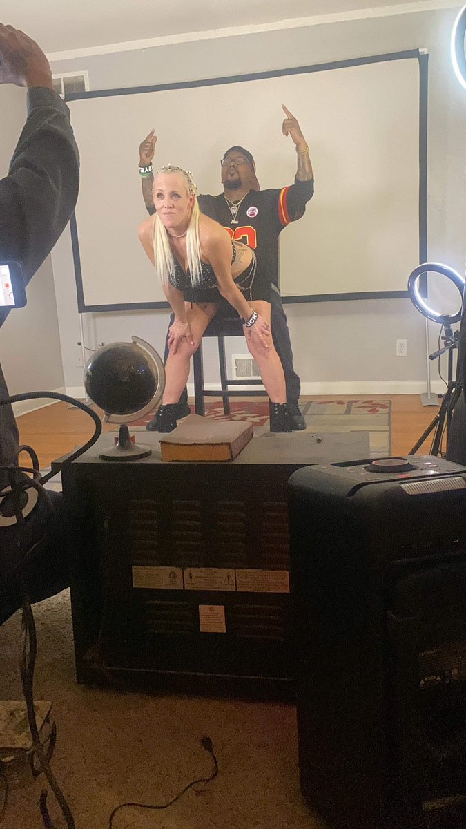GemaMarie2's tweet photo. https://t.co/u6FTYdDYaE
#mrreece #northpolevet #kc #kansascity #killacity #onlyfansmodel #xvideosِ https://t.co/deaHiLsz6J