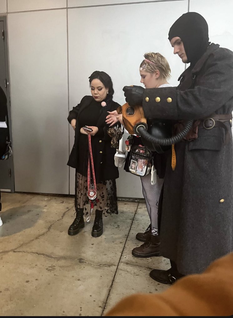 evilwoman222's tweet photo. ‼️‼️‼️ PLEASE BOOST ‼️‼️‼️
THERE ARE 3 NAZIS AT #KCON2023LA #kconday3 THE MALE IN THE REICHSADLER HELMET IS NAMED JOHN. WHY THE FUCK ARE NAZI SICKOS STILL ALLOWED TO COMFORTABLY WALK AROUND IN PUBLIC SPACES. AS A JEWISH KPOP FAN I FEEL EXTREMELY VIOLATED. *NOT MY PICS* https://t.co/c87CNLMpgr