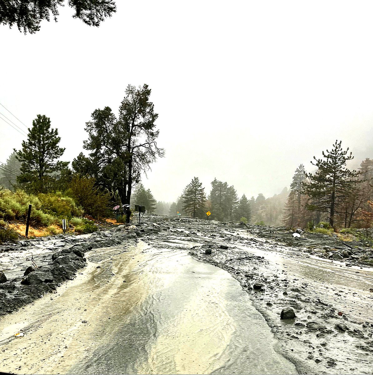 SnowlineJUSD's tweet photo. Due to inclement weather and road closures, all Snowline Schools will be closed on Monday, 8/21/23.
Click the link for details!  https://t.co/cvmD1Vx54D https://t.co/TTG2Kqid3A