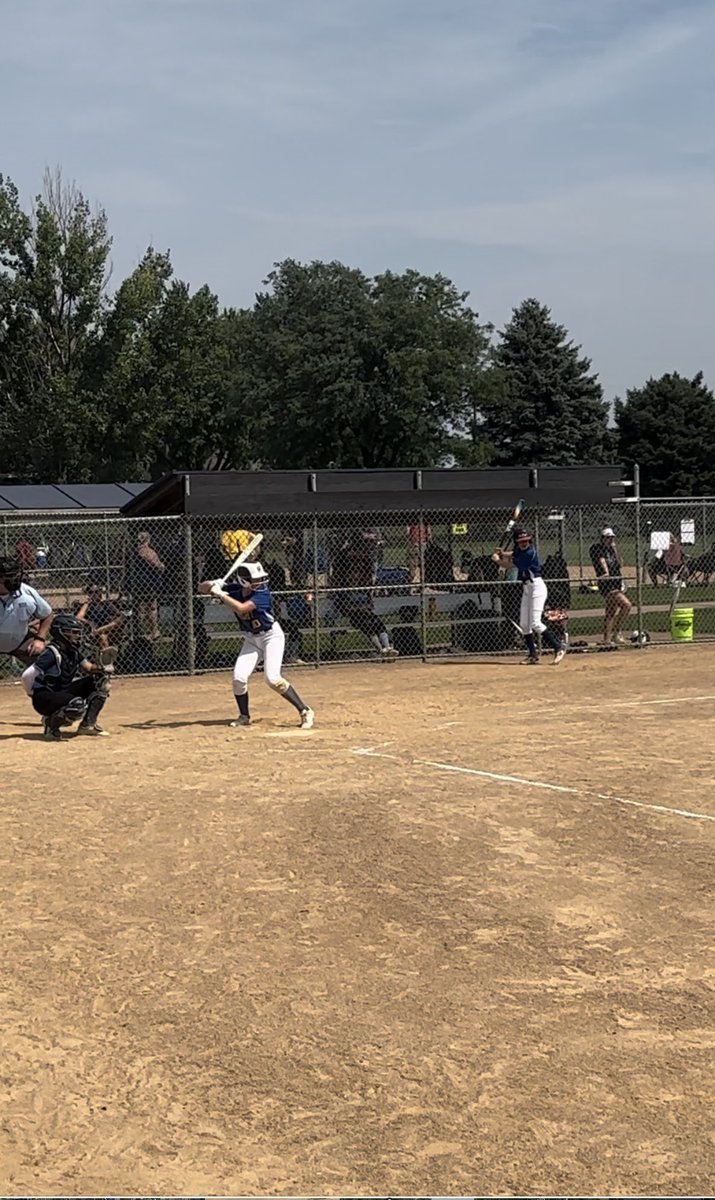 LondonBackes's tweet photo. Got a bomb today! 💪 🥎 Was a fun day with these ladies! Lost a close won, and then won a close one. Most importantly, we had fun - and got better! #ogsoftball https://t.co/8tCCd86Efp
