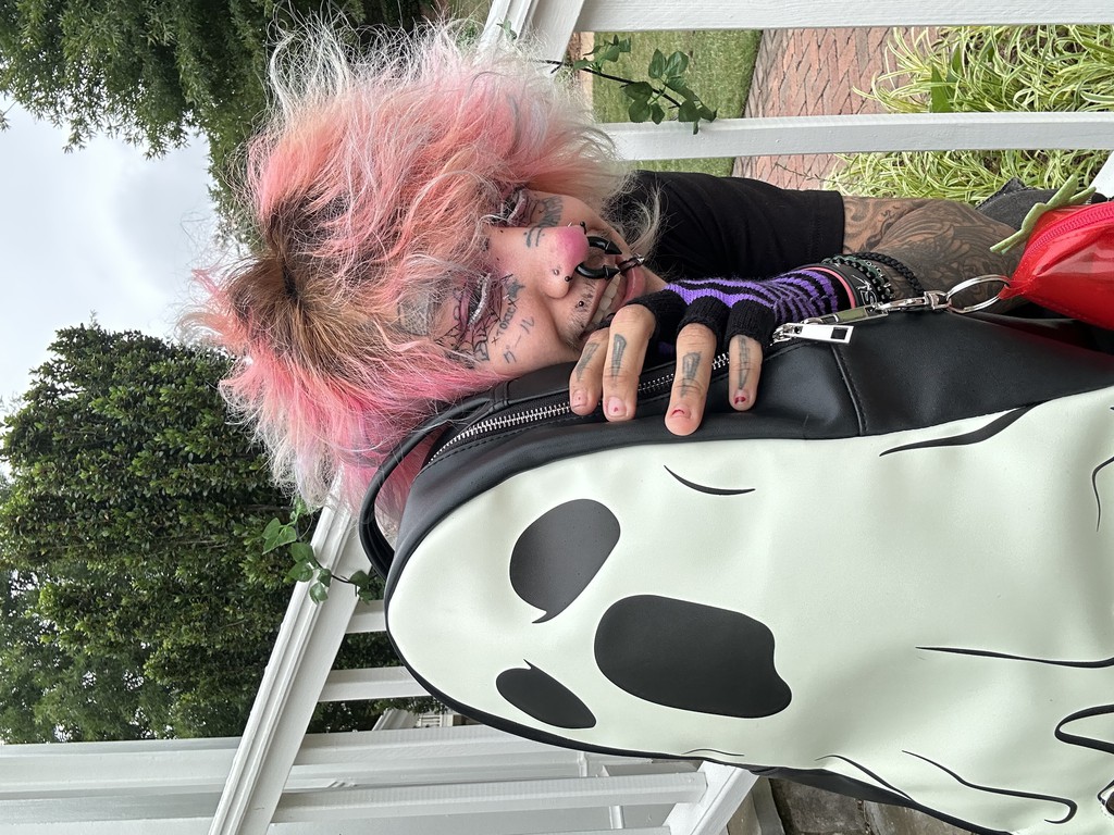 VampireFreaks's tweet photo. Everyone loves our Ghostie Backpack! 

The fangtastic @hismokez shown here with it! 

#Goth #Ghostie #GhostBackpack #Spooky #SpookyBackpack https://t.co/9v6nK1S6Lc