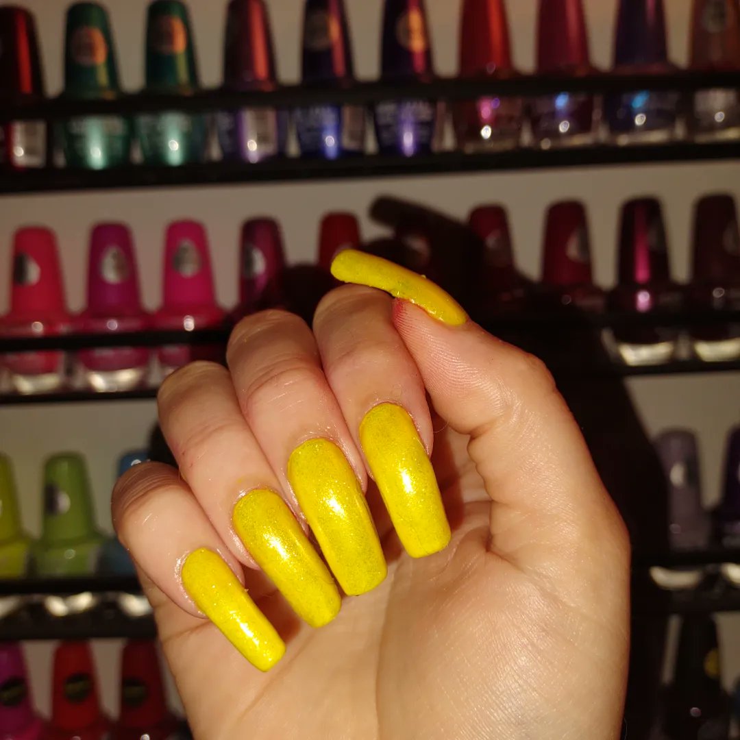 JesseStreeter5's tweet photo. Been Wanting To Try A Nice Yellow For Awhile. Colors I Used LA Colors Gel Hooray, LA Colors Gel Ice Lemonade #nailaid #lacolorscosmetics #maybelline #brokeassnailartist #brokeassnailart #nailart #nailartist #nailpolishaddict #nailpolishlover #nailpolish https://t.co/yyNYif2jos