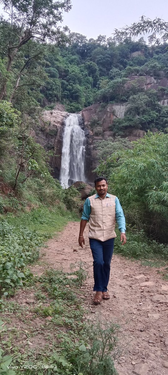 PabitraNimapada's tweet photo. Mankadadian Waterfall, Ramgiri Udayagiri, Gajapati https://t.co/YI7zU7dJs2