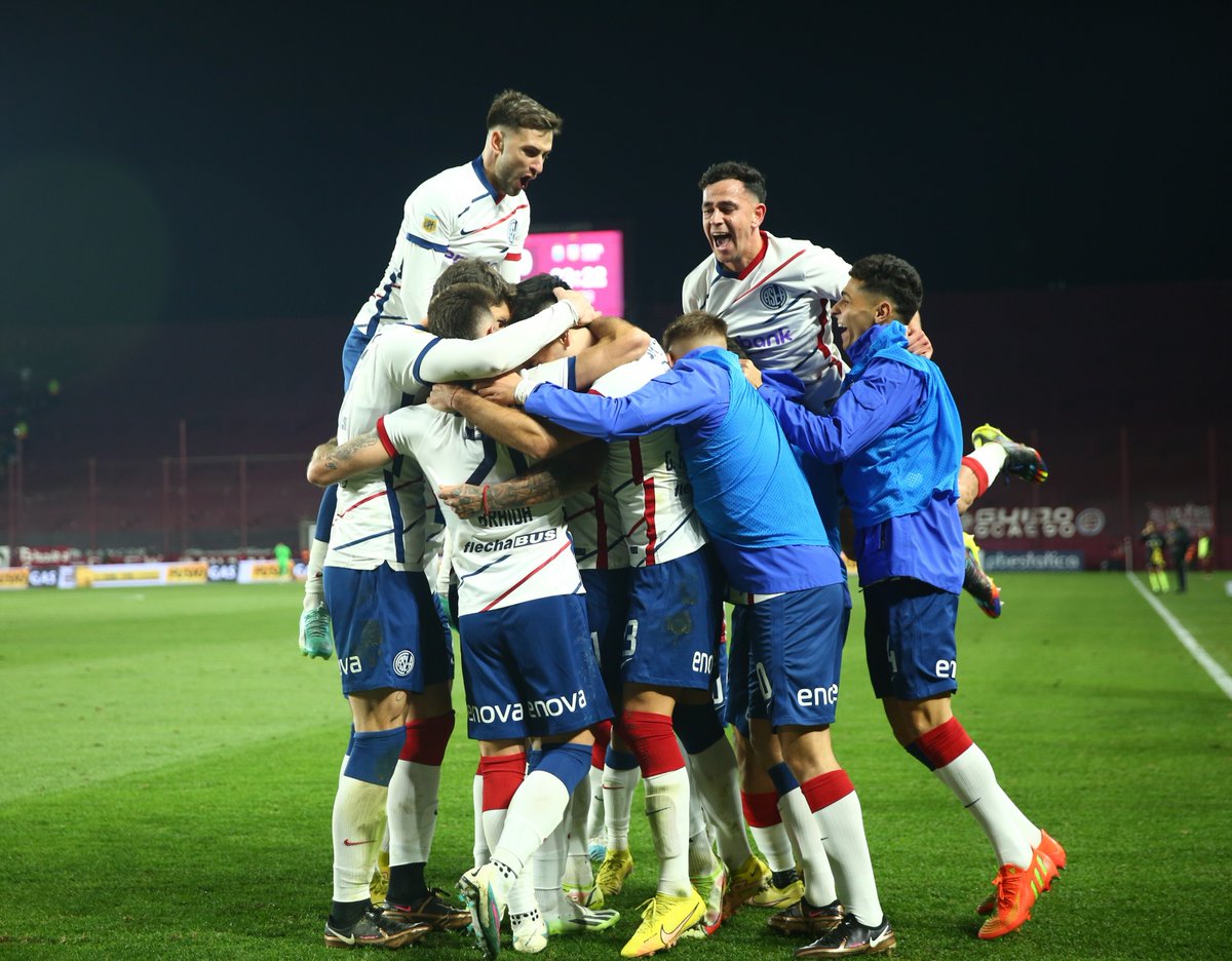 SanLorenzo's tweet photo. 💪 ¡Y SAN LORENZO VA! https://t.co/xVfPoOH1bC