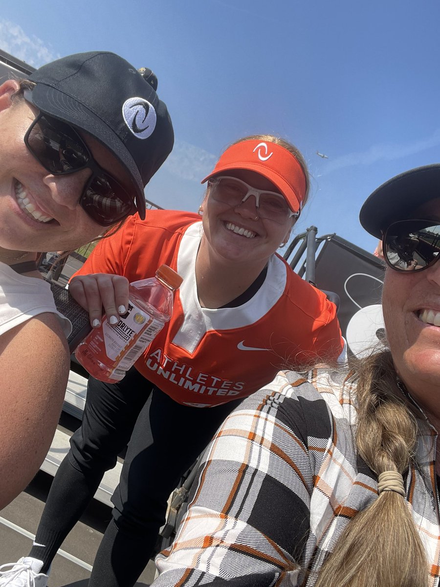 Lonni Alameda tweet media