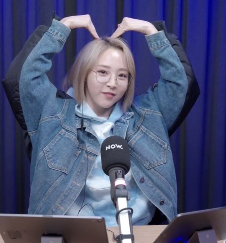 mamamoo but pinoy spotted nagsick leave😱

jokes aside, i will be ia for a while since im currently not feeling well (idk if lagnat tlga to or sinat) and there are many things that are happening in the following days regarding back to school and all so ill see u guys around🫶🏻