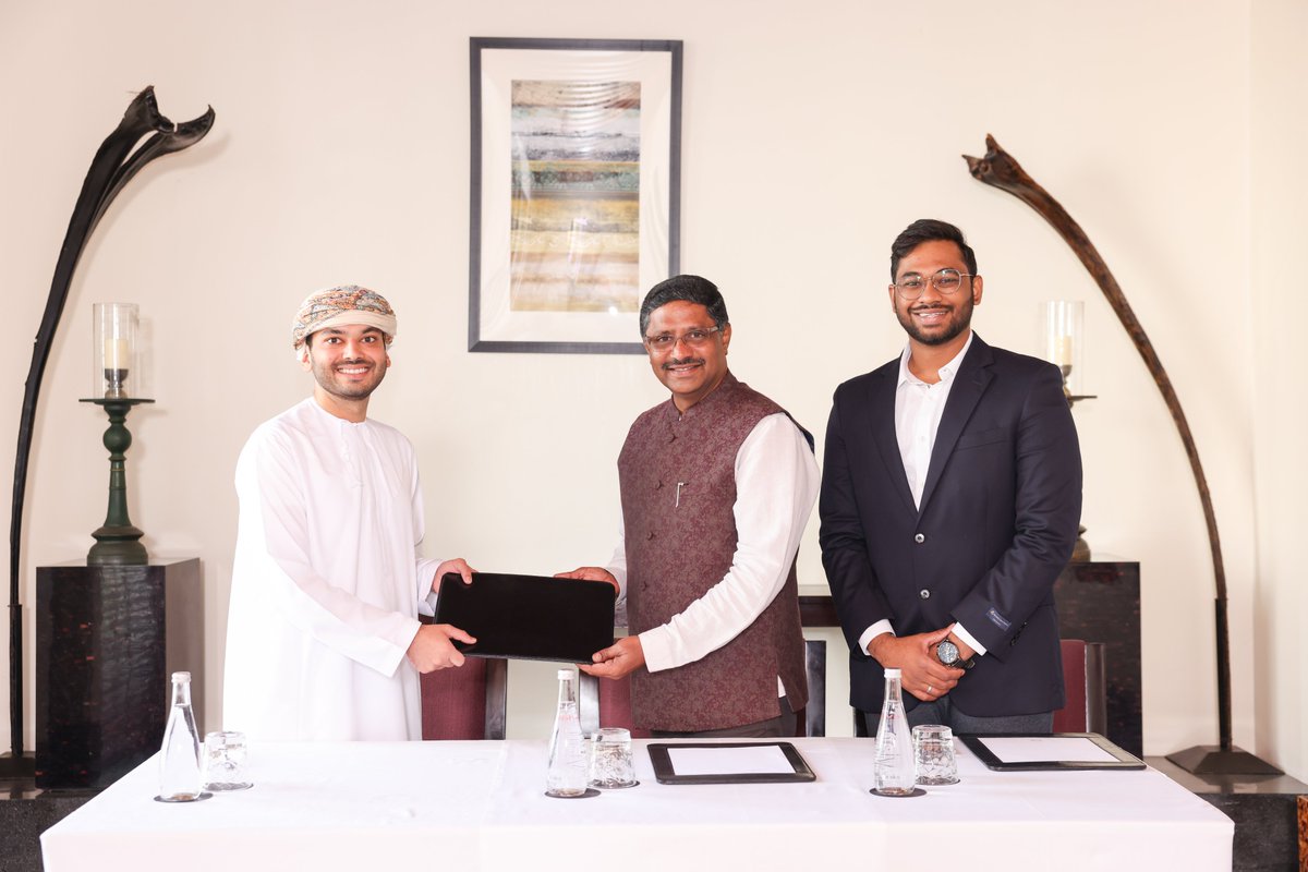 We are excited to parter with Nailesh Kanaksi Khimji (NKK) Investments, a visionary company in the AgriTech, Green Hydrogen, and Sustainability sectors, has announced a strategic partnership with UrbanKisaan, This alliance is set to transform hydroponic farming practices in Oman,