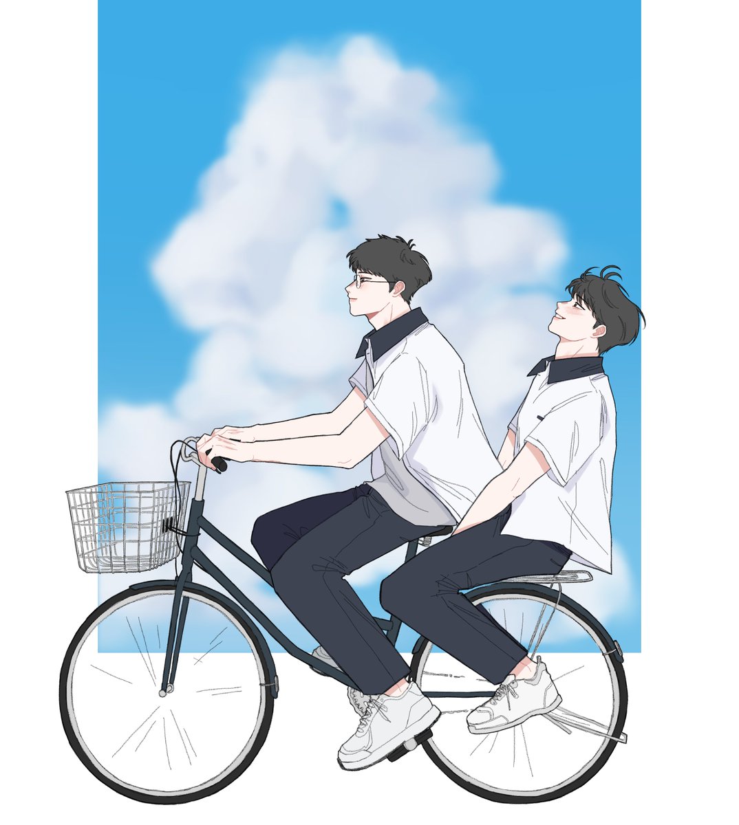 자전거는 너무 여청이라서 교복을 포기못하고....  

#원찬