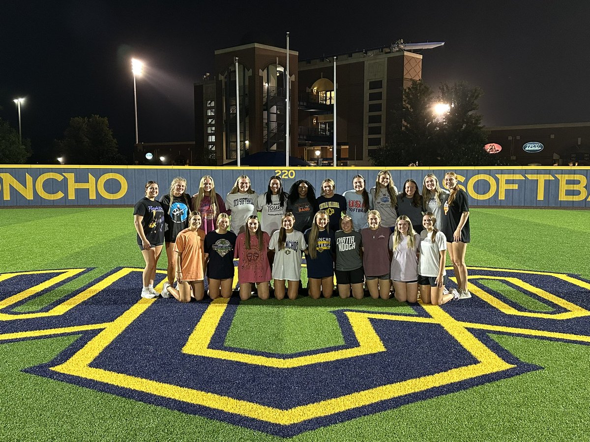 First team get together of the year! Can’t wait to see what this group can do! #RollChos #GPS