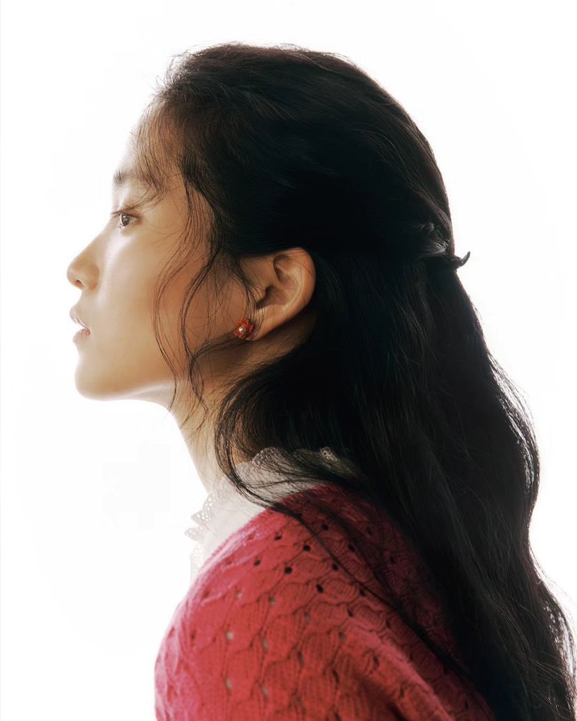 _ktrfiles's tweet photo. Kim Taeri x Thursday Island 23 Fall Campaign {ROUTE 66 SYNDROME} (1)

#KimTaeRi #김태리 https://t.co/lYC3rfZU6F