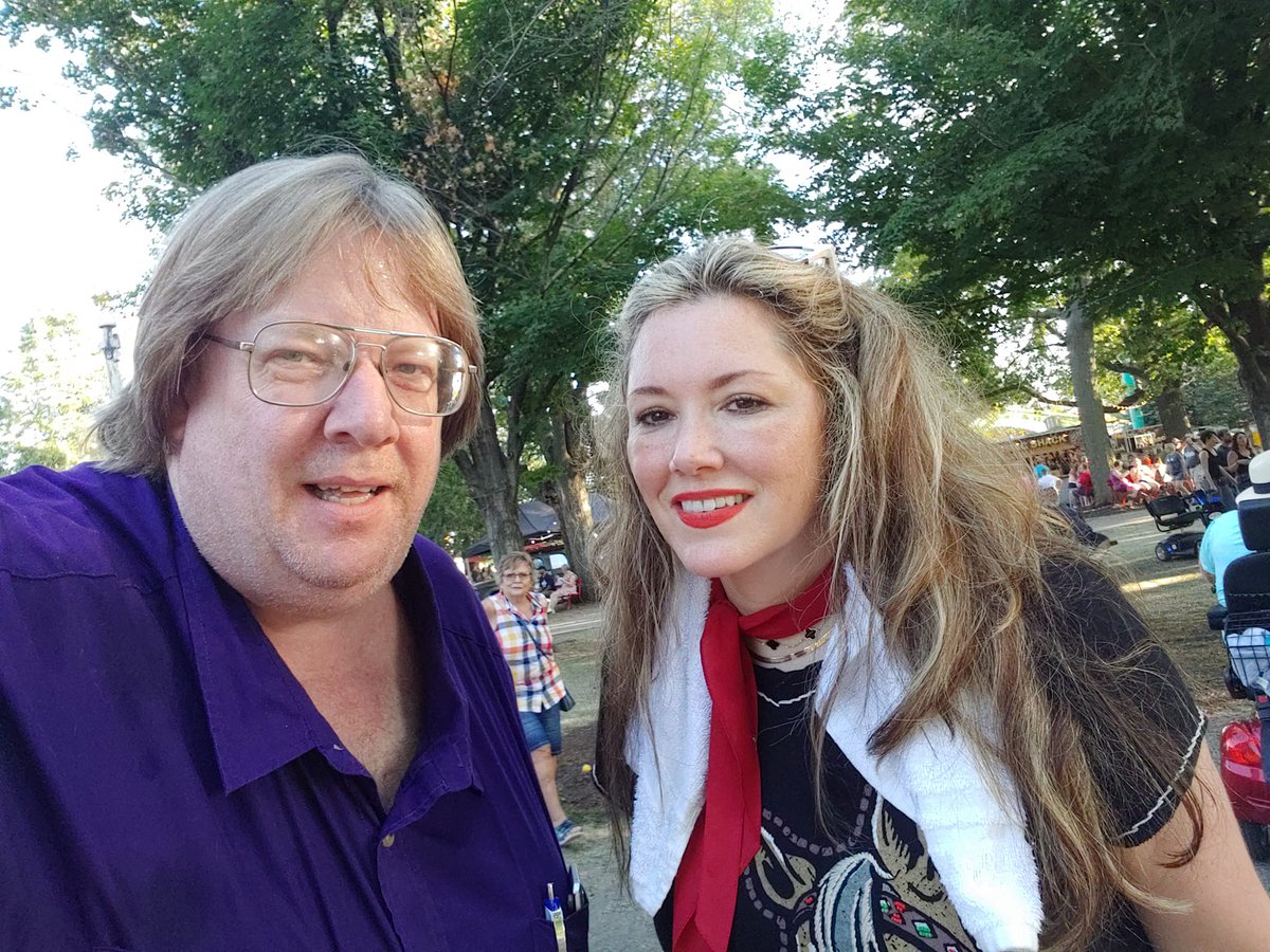 So much fun to see <a href="/mandybarnett/">Mandy Barnett</a> at the <a href="/IowaStateFair/">Iowa State Fair</a> on Saturday!