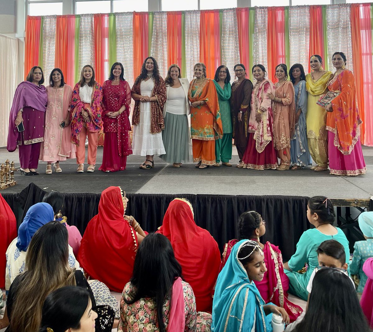 CM_LisaKaplan's tweet photo. I love celebrating w/ the amazing women, daughters, sisters &amp; friends at #Natomas Teeyan. Such an amazing annual tradition celebrating the Empowerment of Women &amp; Girls. #teeyan #moonson #punjabi #women #girls #dance #beauty https://t.co/yF9F1YFsao