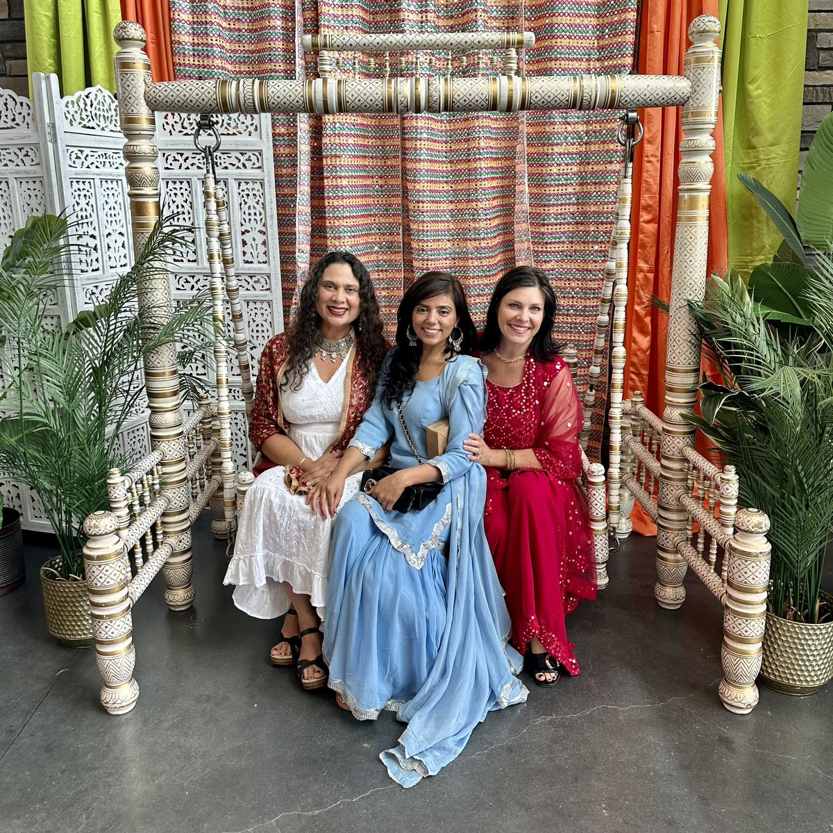 CM_LisaKaplan's tweet photo. I love celebrating w/ the amazing women, daughters, sisters &amp; friends at #Natomas Teeyan. Such an amazing annual tradition celebrating the Empowerment of Women &amp; Girls. #teeyan #moonson #punjabi #women #girls #dance #beauty https://t.co/yF9F1YFsao