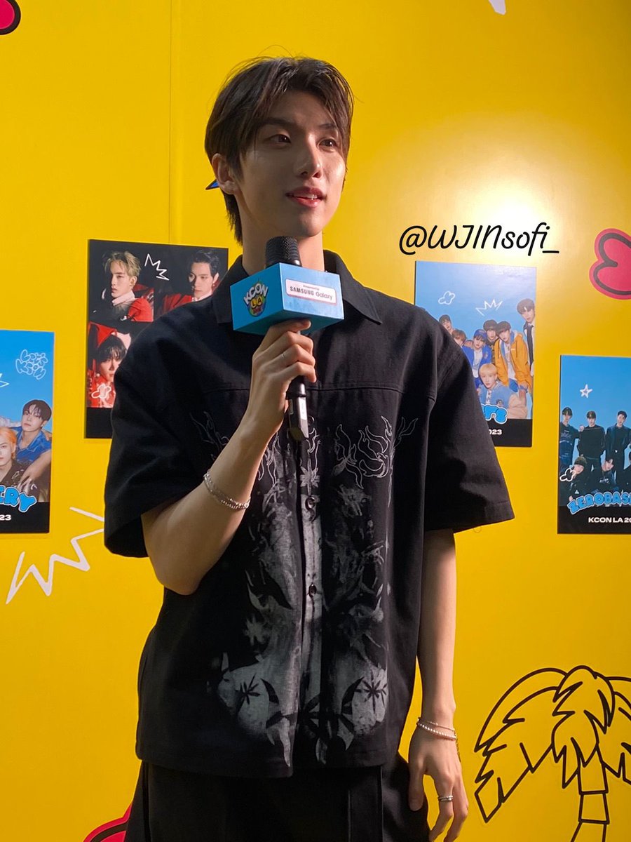 WJINsofi_'s tweet photo. Doyum is too cute 🥺I almost want to cry hahaha I love that in these days at KCON, they knew that Mexico supports them 💗

#KCON2023LA #KCON #JUSTB #STARSQUARE #ONLYB https://t.co/FTJgH6t4wg