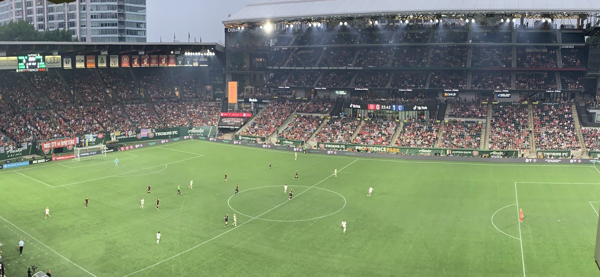 joe becker tweet media