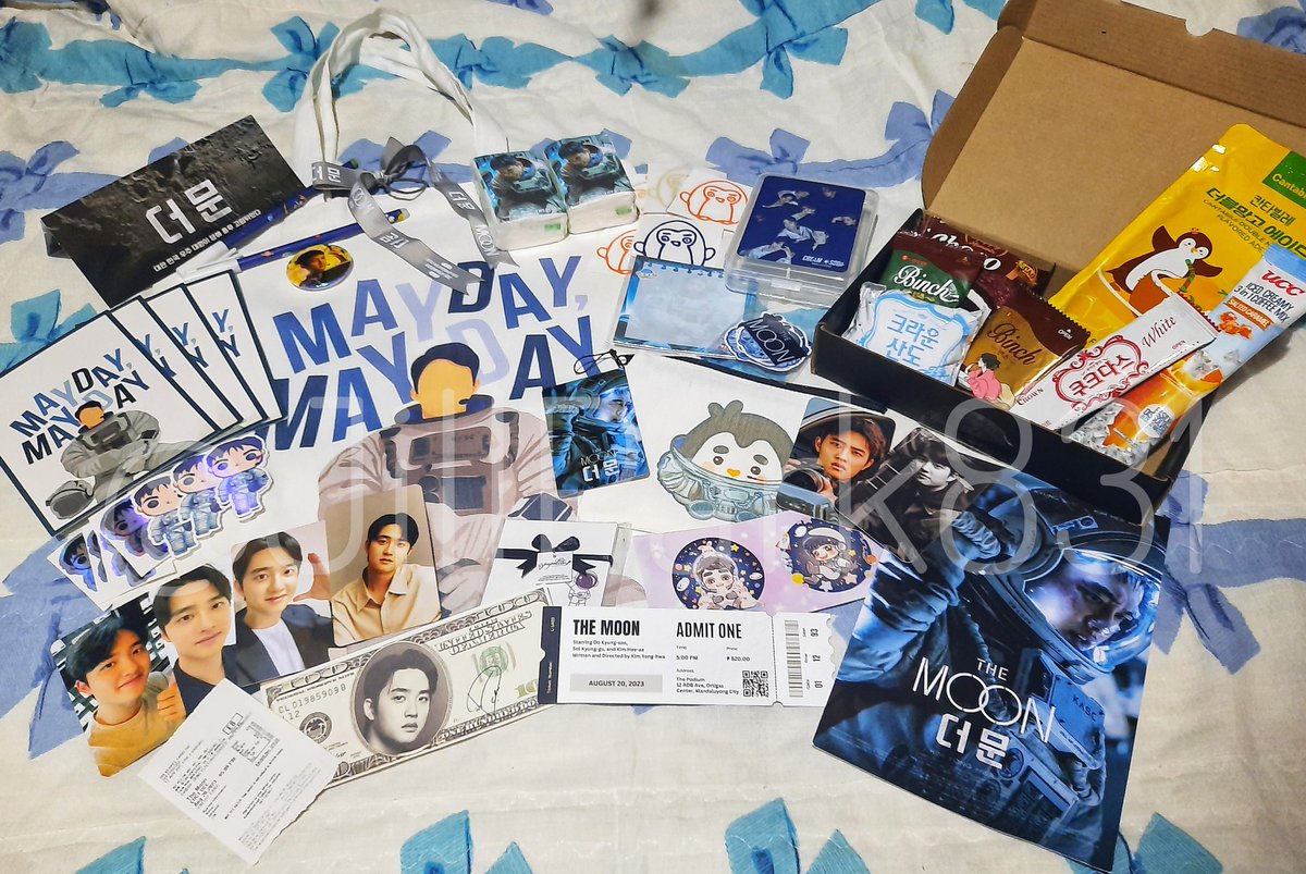 JillPark831's tweet photo. FREEBIES TALAGA PINUNTA KO PO, OPO.
Salamat so much 💖 
@nikkio96 @maisquishysoo @e_xiu_only @cleyeol61 @dyokyungja @__chae_ @ccandcp_ph @claraltan @byletsgetcrafty @NamiTeruzaki @jilleonggi123 @melmanlovesdo @ksooheartsmile

#TheMoonMoviePH #TheMoonMovie https://t.co/vkudqhKJkA