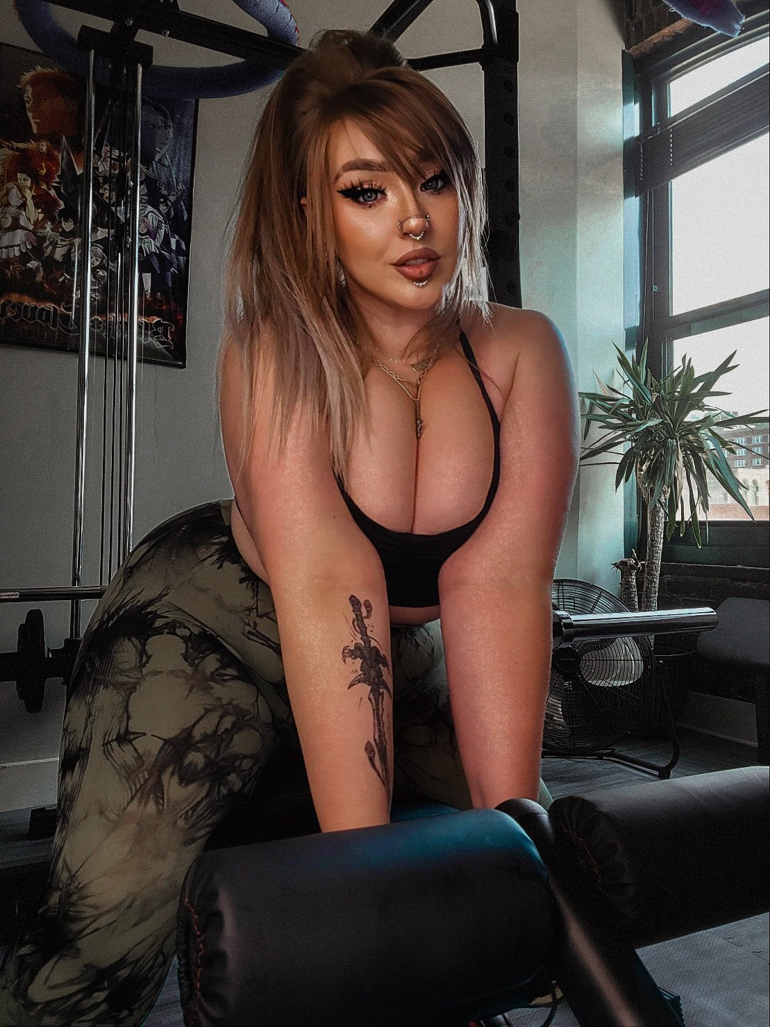A little Monday motivation for you from your favorite thicc gym goth gf🫶 https://t.co/pui5Ptk7Sd