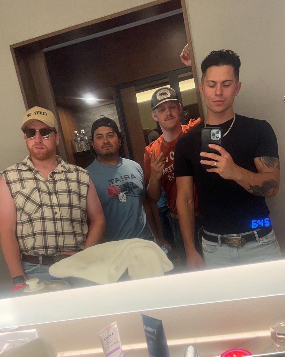 Jacob_Ruggles's tweet photo. Giddy up 🤠 https://t.co/EKDDNfrahe