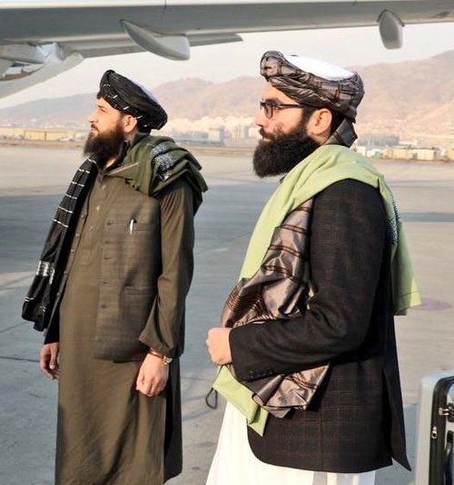 Abonasrath2's tweet photo. انس ابن جلال اویعقوب ابن عمر
          ربه ته یی راته وساتــی اللهم آمین
کمه دی❤❤❤❤ https://t.co/RRSkgtzU1M