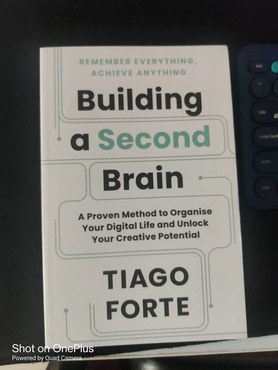 Good morning guys 😊
Have a nice day.
A new book arrived.
<a href="/fortelabs/">Tiago Forte</a>