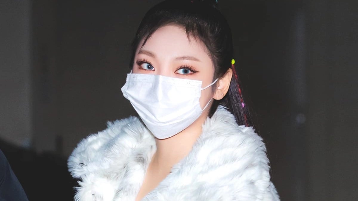 Es un orgullo que las ⁦#𝚋ás𝕥𝐢ﮩ٨ـ·𓈒︎𝐭unǝs⁩ se hayan vuelto famosas, pues salí un rato y ⁦#𝐥𝕠s𝐭᭬ꫂs𝐭ā𝕣s⁩ era escuchada en cada puestito de la esquina. ¡El mundo anda muy a la ⁦#𝟐Oʼ𝕤クモ·𝚟𝐢𝚋ǝs⁩ hoy!

 . ᰋ ׅ࣪    🐚   ⋆  𝐅αırч   ♡   𝓜αчu  🪐      ৎ ࣪ ׅ ⊹