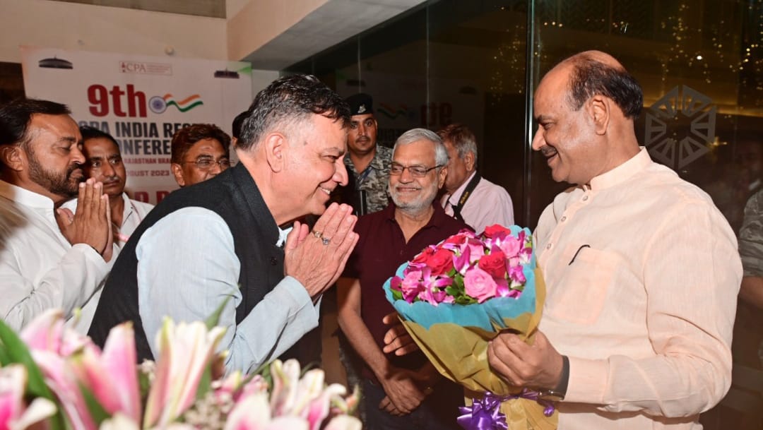 LokSabhaSectt's tweet photo. Lok Sabha Speaker, Shri @ombirlakota arrives in Udaipur, city of lakes, culture &amp; tradition, to a rousing welcome by Speaker, Rajasthan Leg. Assembly @drcpjoshi &amp; other dignitaries. @loksabhaspeaker will inaugurate 9th CPA India Region Conference today. 
@CPA_Secretariat https://t.co/uZebM5jNOp