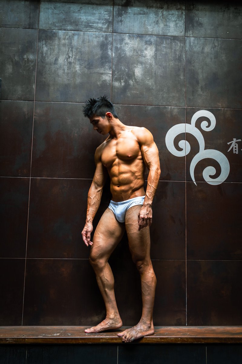 男神遊園地 × IG: andward_peng (@peng_andward) on Twitter photo with 金牌 Alan ~~
-
#健身教練 #人像攝影 #maleportrait  #FitnessModel with 金牌 Alan ~~
-
#健身教練 #人像攝影 #maleportrait  #FitnessModel
