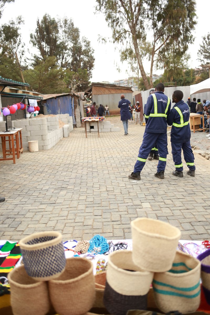 gjenge_makers's tweet photo. 🛤️🌿 Paving the path to sustainability! Our recycled plastic pavers create walkways that are both functional and environmentally friendly. Let's walk together towards a greener future. 🚶♀️🌍 #SustainablePathways #gjenge #plastic #PlasticPollution #circulareconomy #beforeandafter https://t.co/IgksZyhk3S
