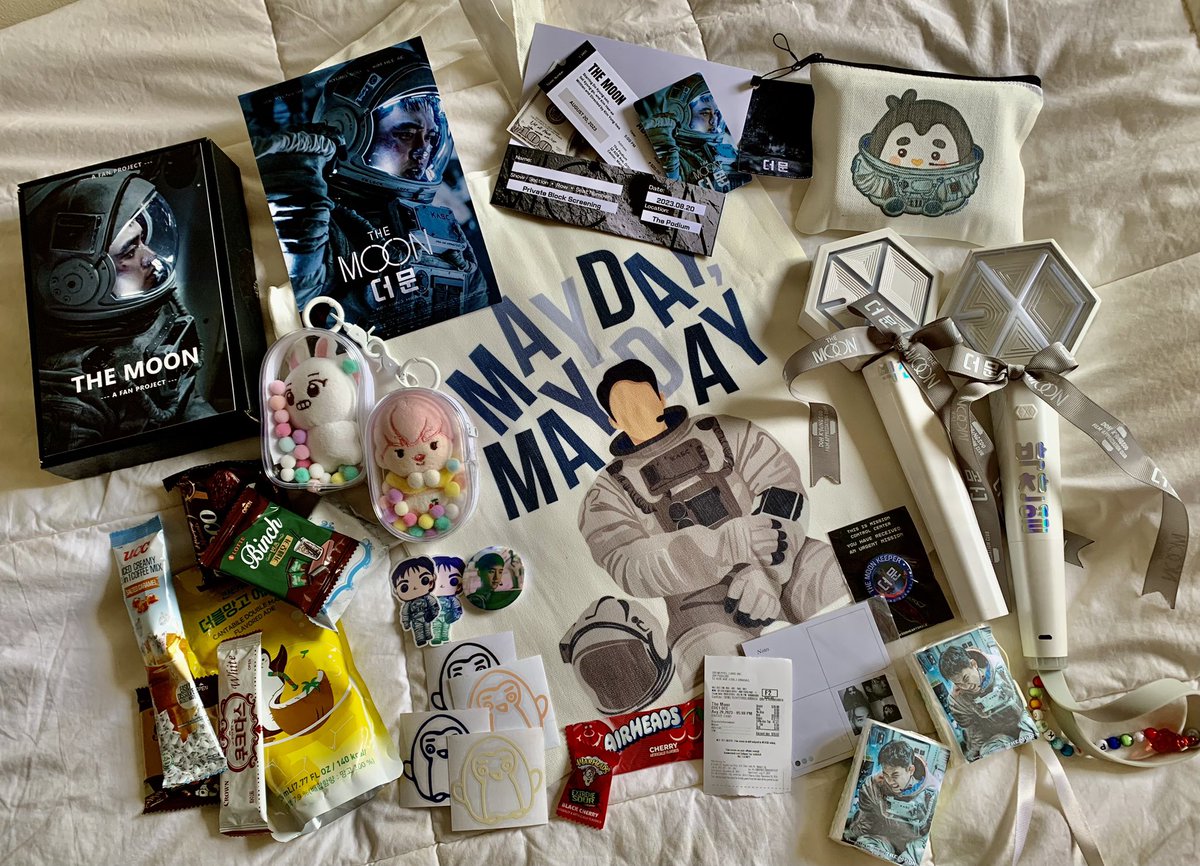 ChogiwaKara's tweet photo. Had so much fun yesterday @ #TheMoonMovieInPH #TheMoonInPH #TheMoonMovie by @maisquishysoo @nikkio96!!! 🧑🏻‍🚀🚀🌒

Thank you so much! @e_xiu_only @dyokyungja @__chae_ @ccandcp_ph @claraltan @byletsgetcrafty @NamiTeruzaki @jilleonggi123 @melmanlovesdo @ksooheartsmile https://t.co/kFKStjox5Y