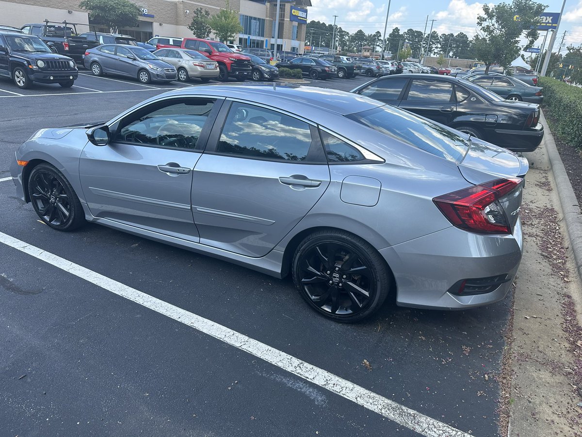 ilynovuh's tweet photo. GOD DID ‼️ #Firstwhip #Newcar https://t.co/3M417s2KYB