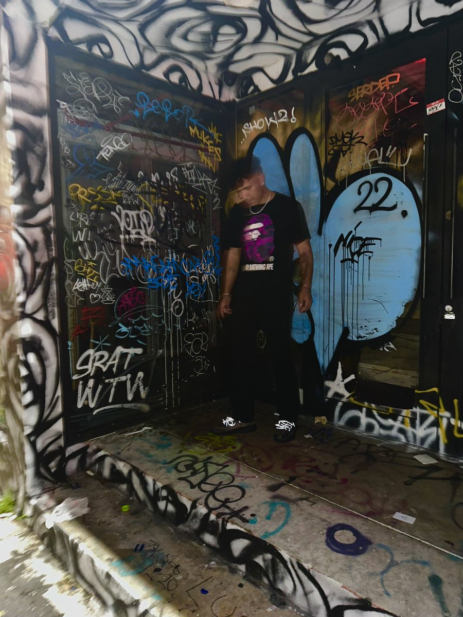 juni 𖤐°* • tweet media