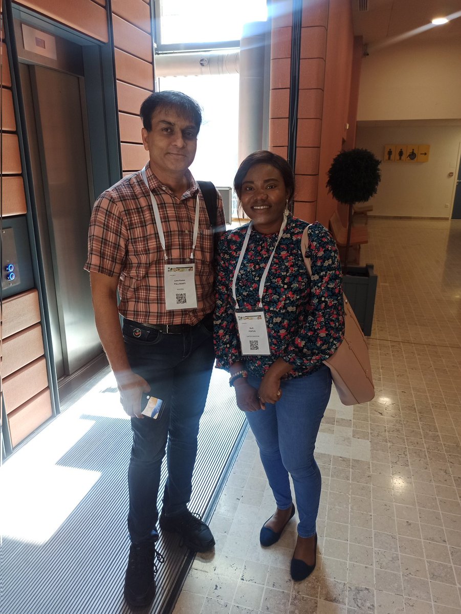RuthFestus4's tweet photo. Connecting with scientists from around the globe at @icpp2023 Lyon, France. It's a pleasure meeting my MSc advisor @l_lava, @LandbouLisa incoming president of @phytopathafrica, @moyo_plantpath secretary of @phytopathafrica and @rauwane_m. https://t.co/5iMnRGJdyq