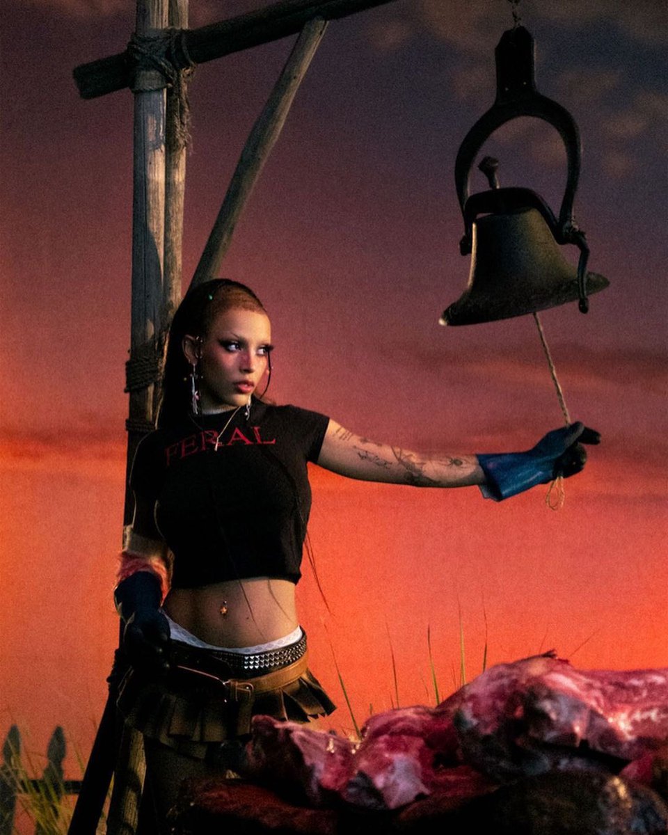 ‘Paint The Town Red’ by Doja Cat becomes the first solo female rap song to reach #1 in US Spotify history.