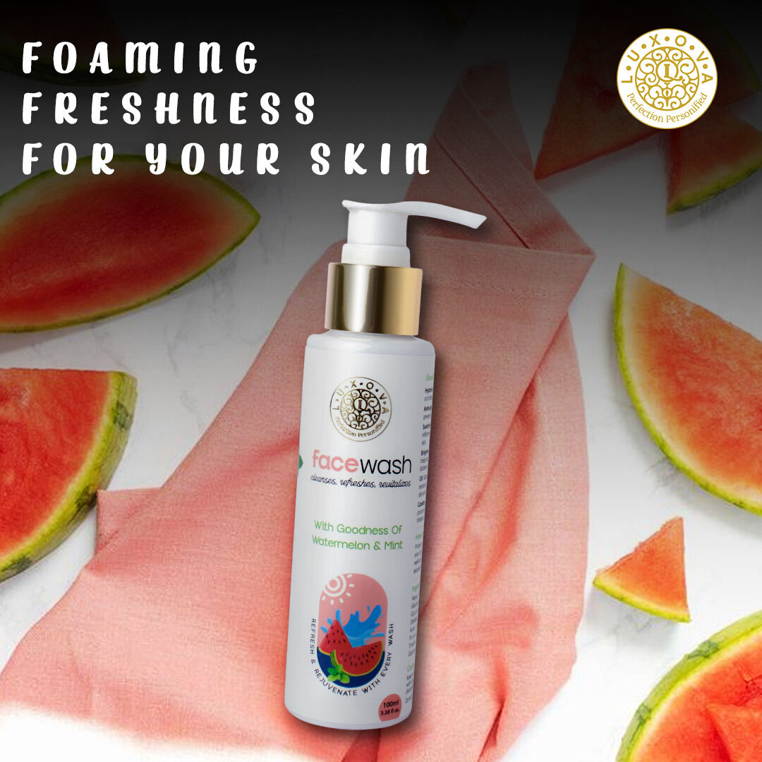 Luxovaskincare's tweet image. Dive into a world of pure refreshment with Luxova&apos;s facewash! 💦✨
.
Elevate your skincare routine with the gentle cleansing and rejuvenating touch of #Luxova. Because every day is a chance to pamper your skin! 🌼
.
#LuxovaSkincare #PureRefreshment #GlowingSkin