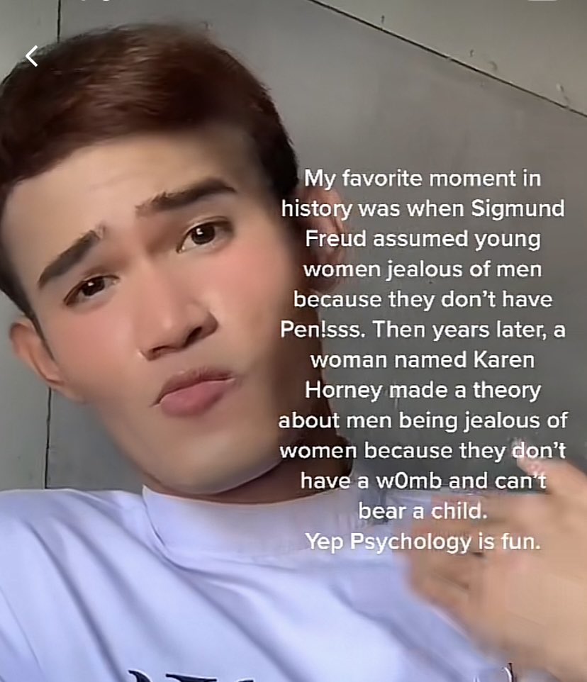 virtualkuya's tweet photo. Siri play The Man by Taylor Swift https://t.co/MrfJVNFIns