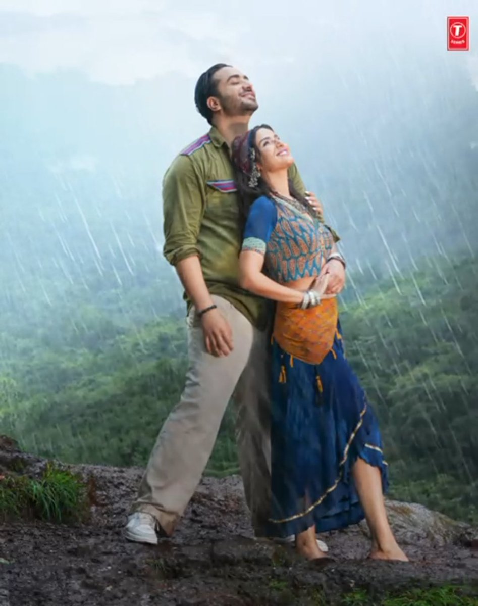 Love blooms in the rain! ❤️ Immerse yourself in the world of monsoon romance with #AlyGoni and #JasmineBhasin in #SaawanAaGaya. Song releasing on 25thAugust. 😍☔ 

#tseries #BhushanKumar @TSeries
@iAmNehaKakkar @RohanpreetSings #samay @AlyGoni @jasminbhasin #VideoBrains #JasLy