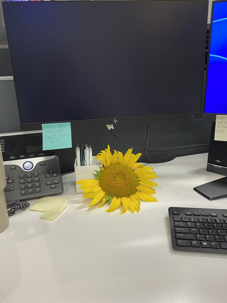 When your reporter brings you something back from his live shot. Thank you @larsen_cal